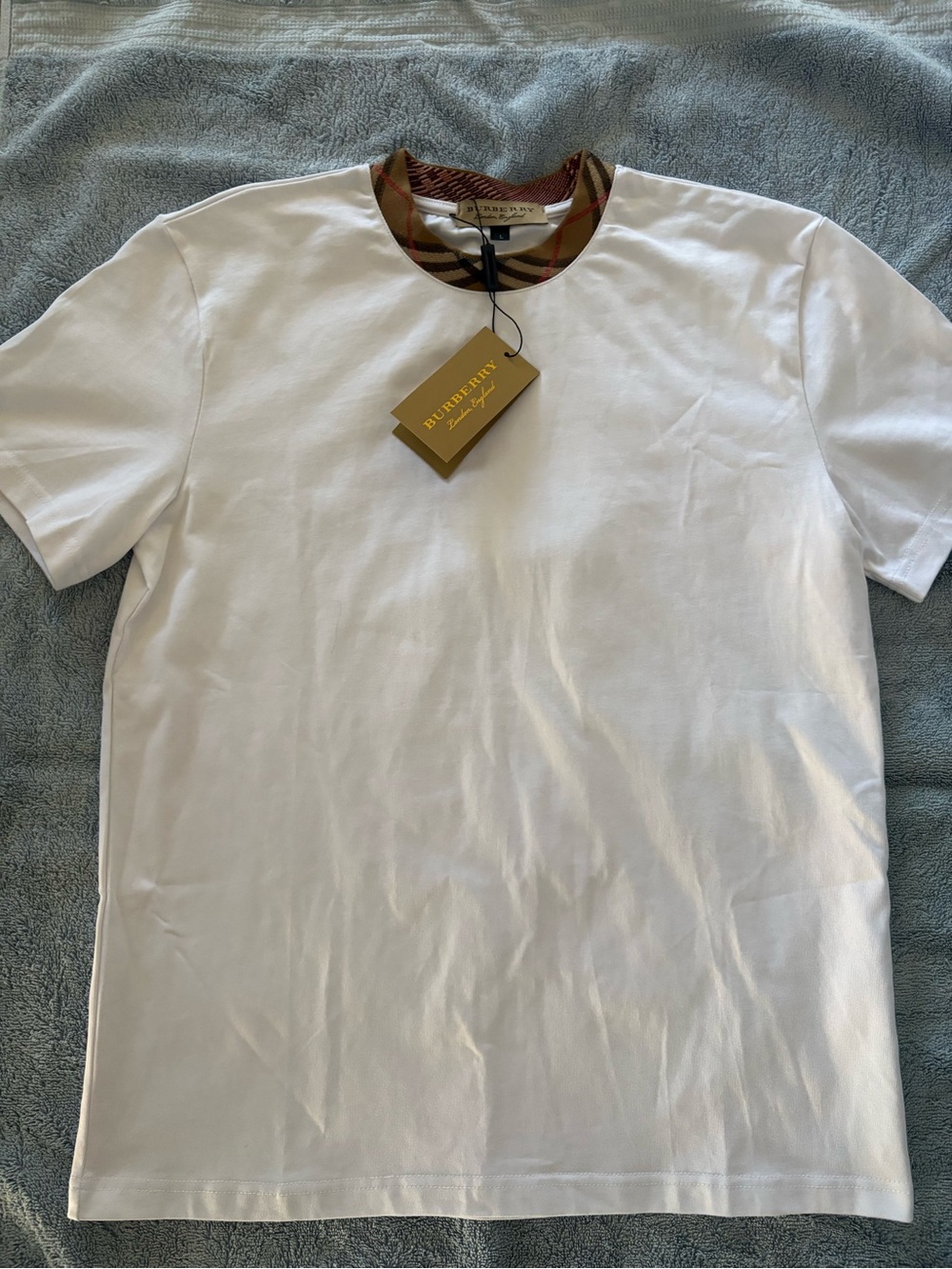 Burberry White Short-Sleeve Crewneck T-Shirt with Signature Check Collar